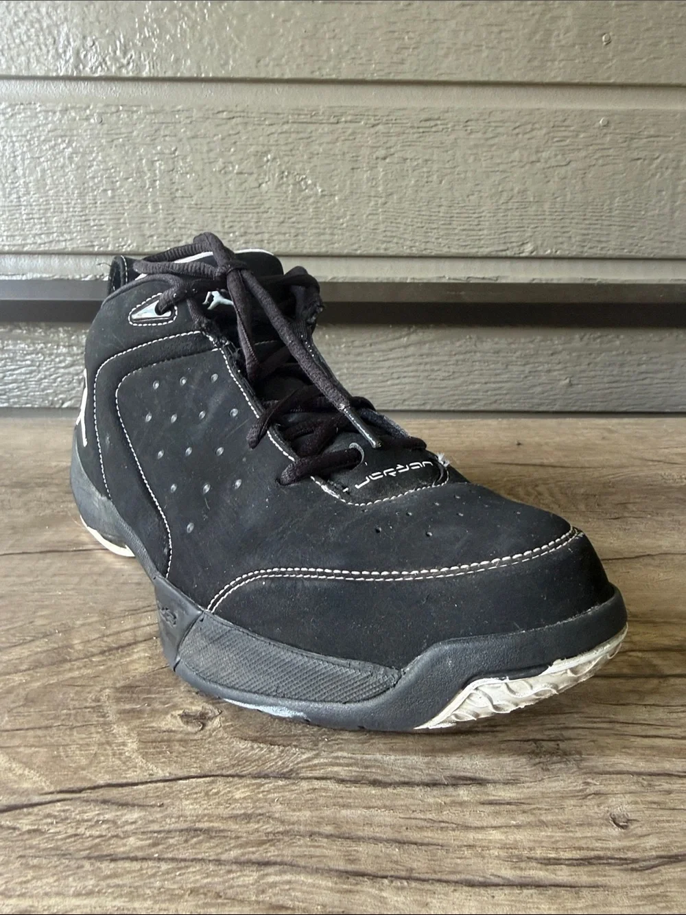 Jordan Men’s Black Low-Top Sneakers with Cream Soles size 10.5